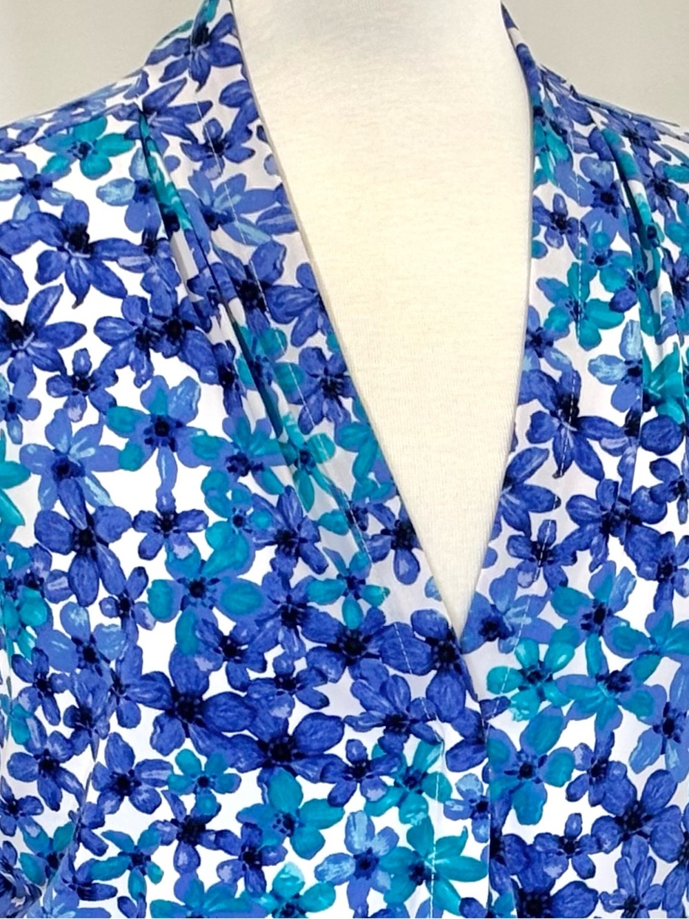 Calvin Klein blue teal floral top